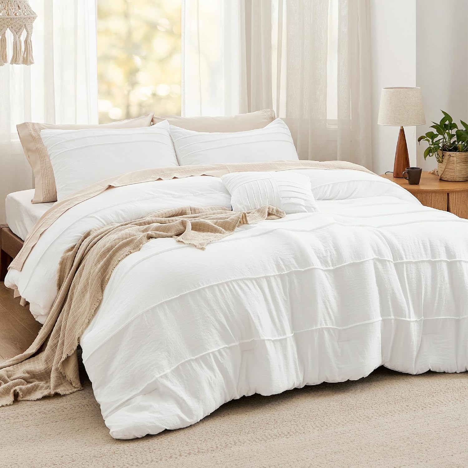 Pinch Pleat Comforter Set